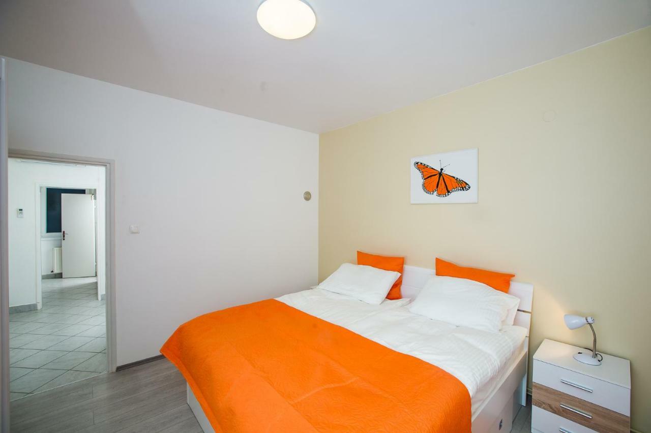 Roze Apartment Zagabria Esterno foto