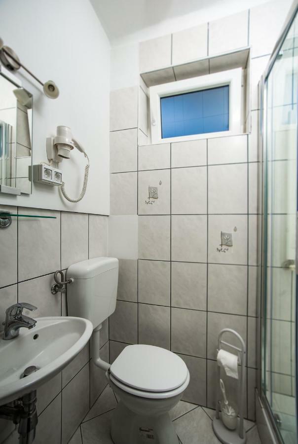 Roze Apartment Zagabria Esterno foto