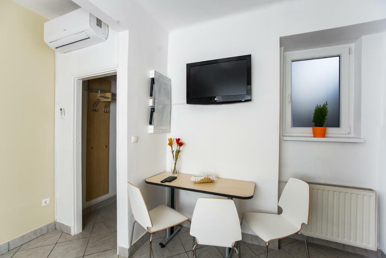 Roze Apartment Zagabria Esterno foto